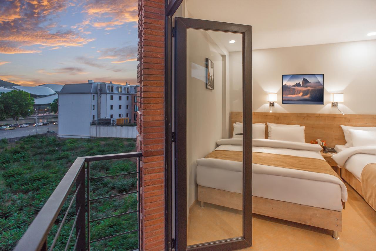 Bridge Boutique Hotel Tiflis Exterior foto